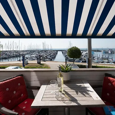 Yachthafen 6 Steuerbord * Grömitz